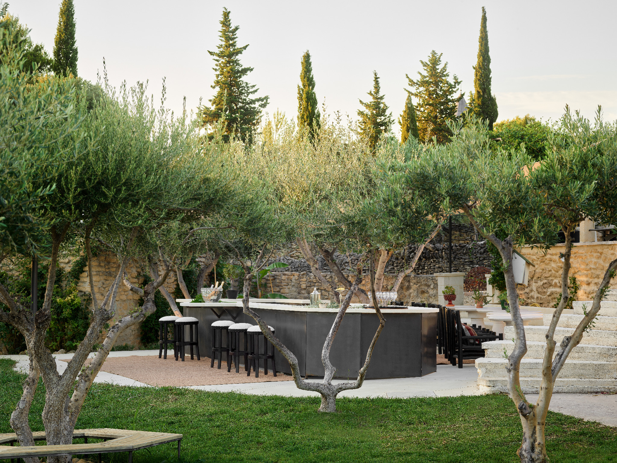 Garden arcade at Basti'de Garriga